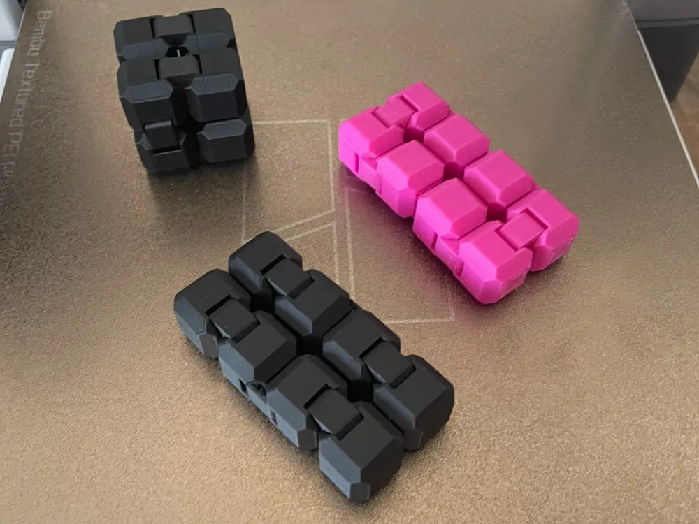 Brinquedo de Fidget Cubo Infinito